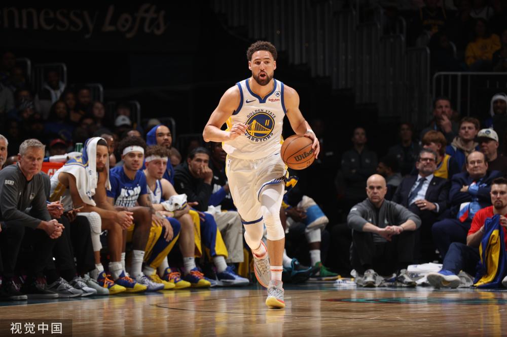 使他在球场 使他在球场